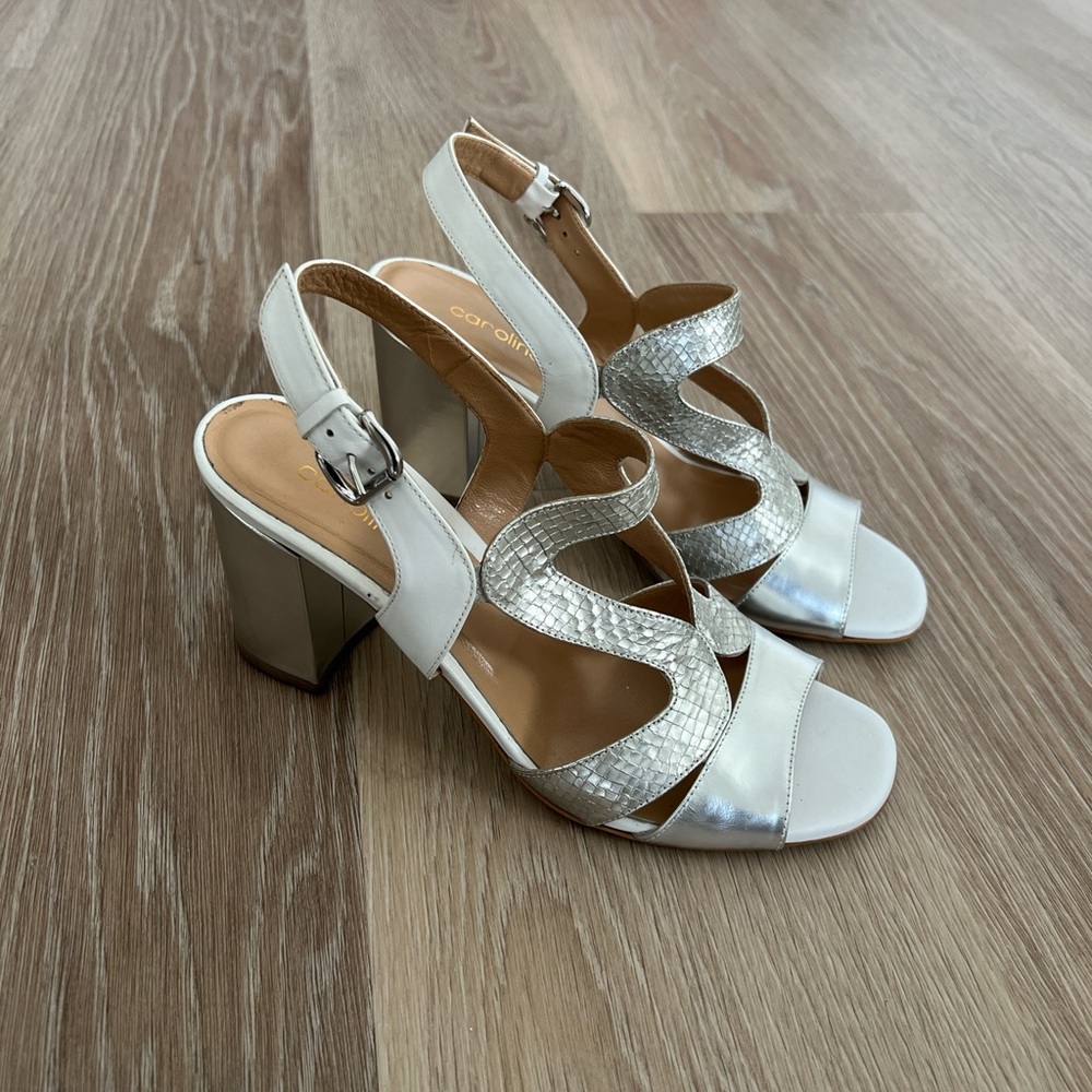 Caroline Biss silver pumps